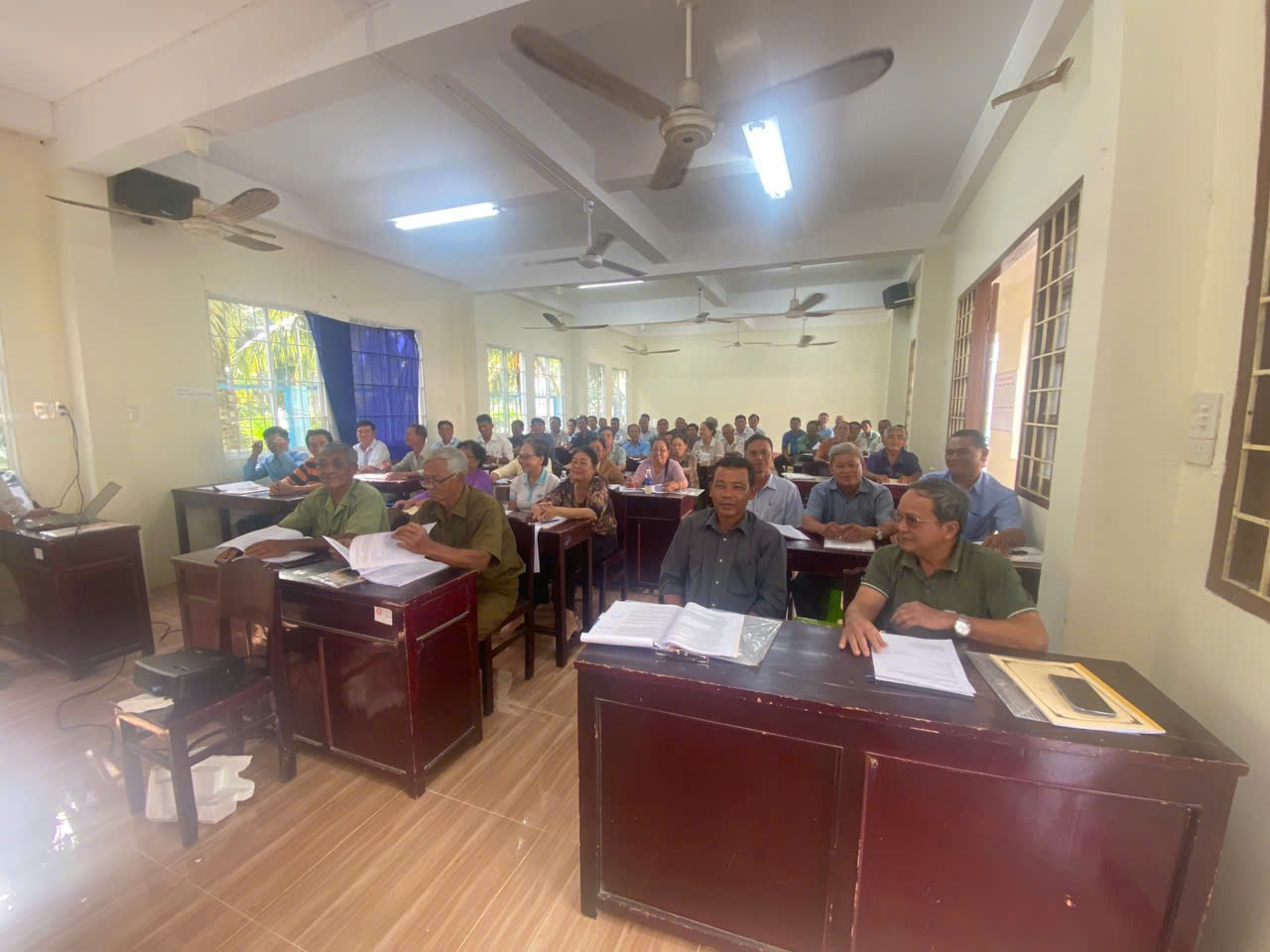 Sở Dân tộc Tôn giáo tỉnh phối hợp với UBND xã Song Lộc tổ chức lớp tập huấn nâng cao năng lực cho cộng đồng và Cán bộ, Công chức cấp xã năm 2025
