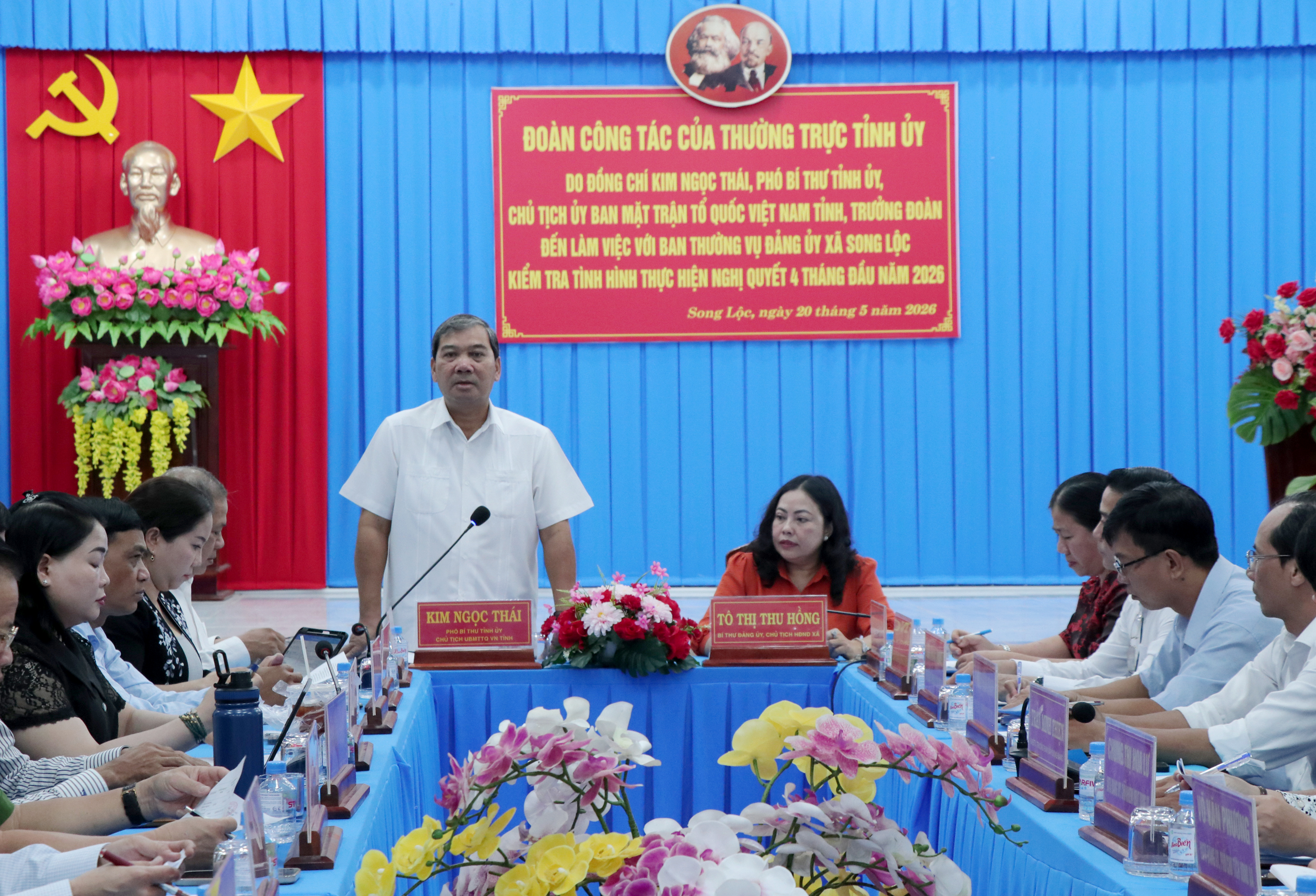 Đoàn công tác của Thường trực Tỉnh ủy làm việc với Đảng ủy xã Song Lộc